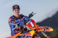 TISKOVÁ ZPRÁVA: SIMON LAENGENFELDER PRODLOUŽIL SMLOUVU S RED BULL KTM DO KONCE ROKU 2027 